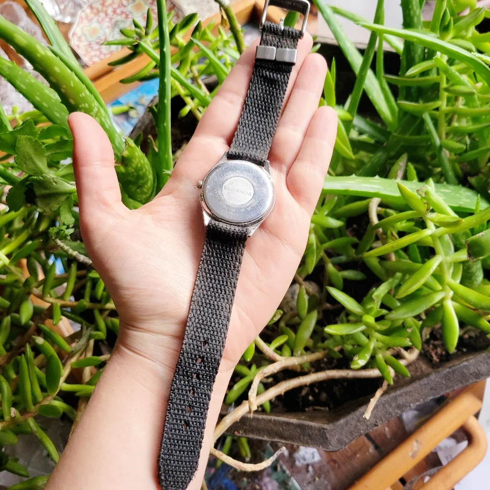 Vintage Sekonda Watch